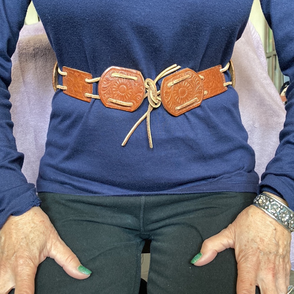 Genuine leather Mexican handmade brown strap belt adjustable tie vintage 50’s